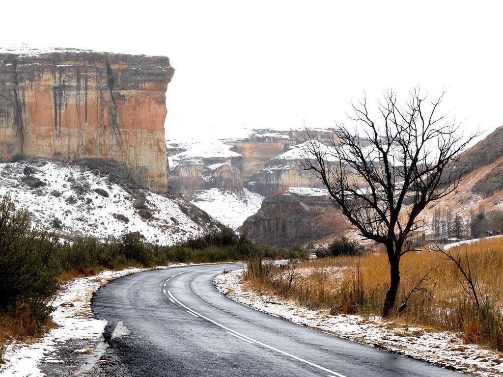 Rosewood Corner, Clarens Bed and Breakfast Eksteriør billede
