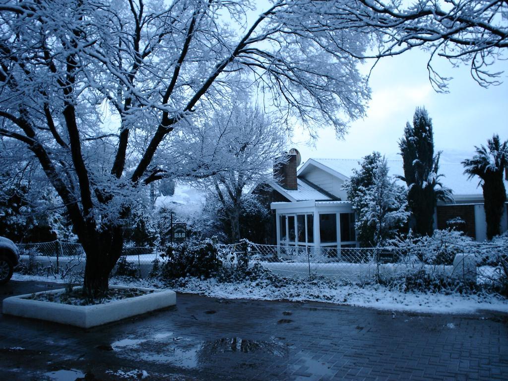 Rosewood Corner, Clarens Bed and Breakfast Eksteriør billede
