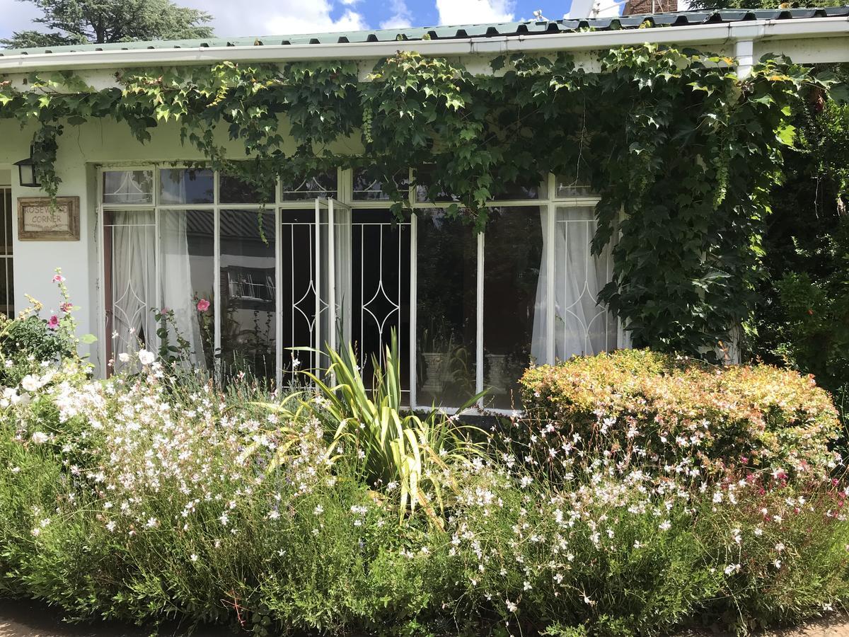 Rosewood Corner, Clarens Bed and Breakfast Eksteriør billede