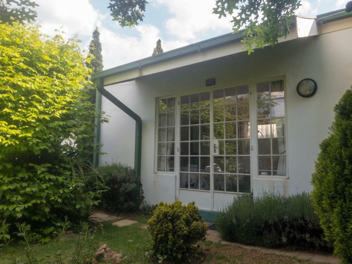 Rosewood Corner, Clarens Bed and Breakfast Eksteriør billede