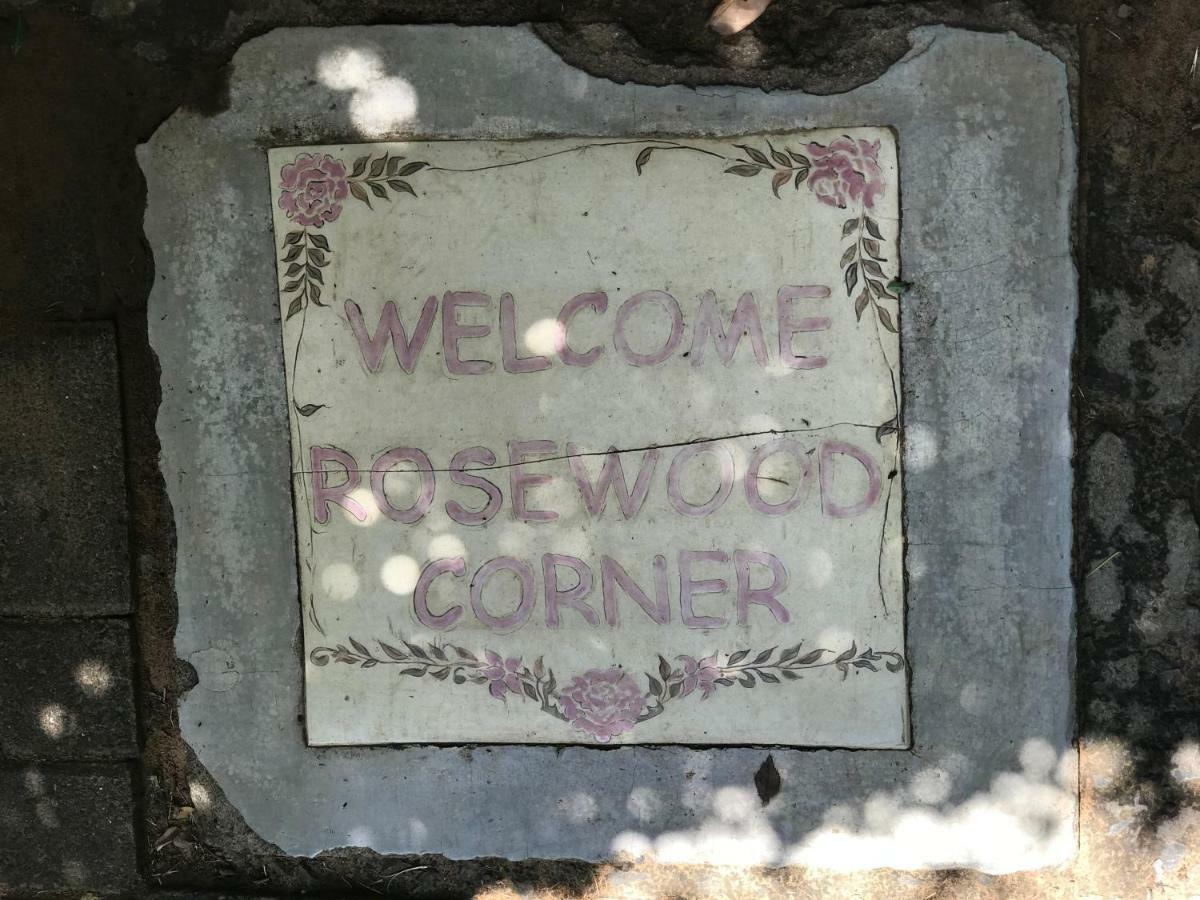 Rosewood Corner, Clarens Bed and Breakfast Eksteriør billede